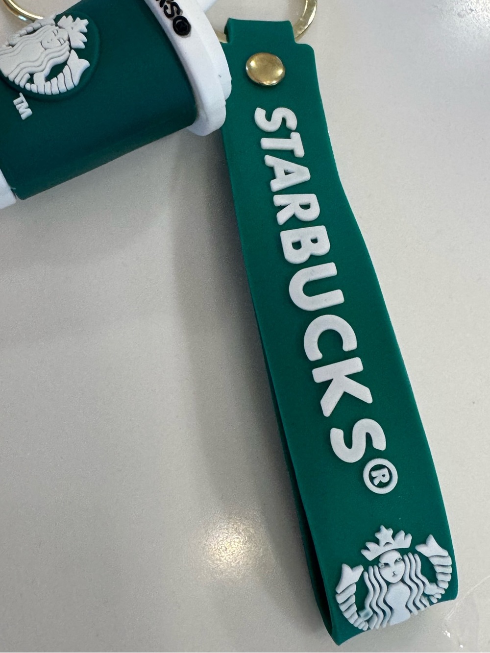 Starbucks Green Cup Logo Keychain/Bag Charm - Picture 2 of 4
